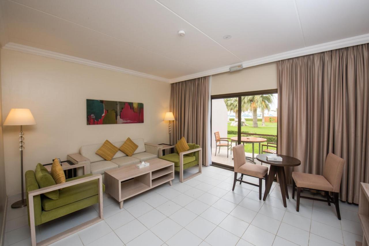 Bm Beach Resort ラアス・アル・ハイマ エクステリア 写真