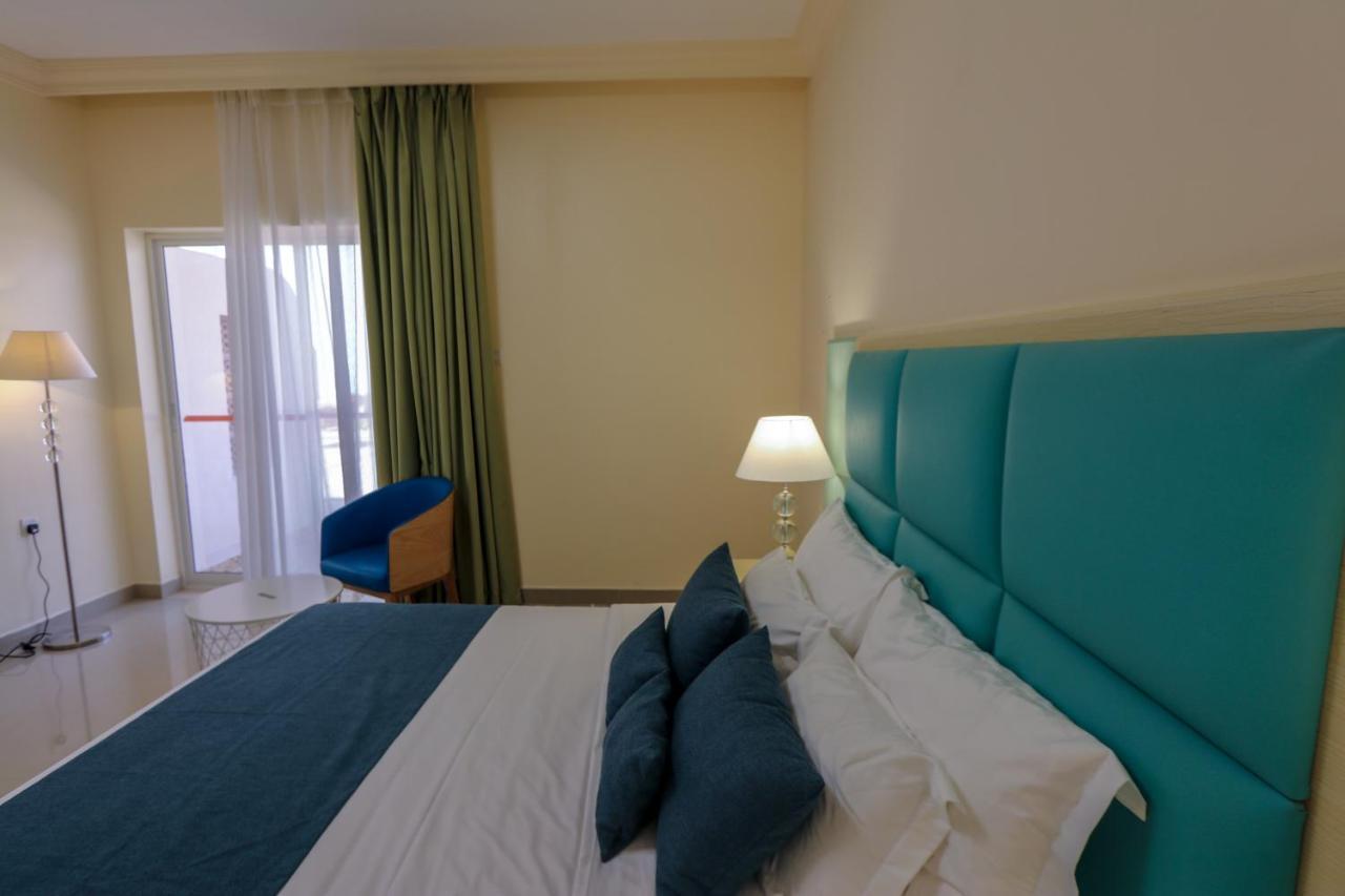 Bm Beach Resort ラアス・アル・ハイマ エクステリア 写真
